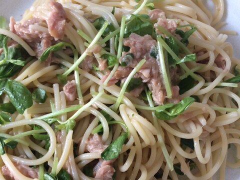 和えるだけ！ツナと豆苗のコンソメパスタ